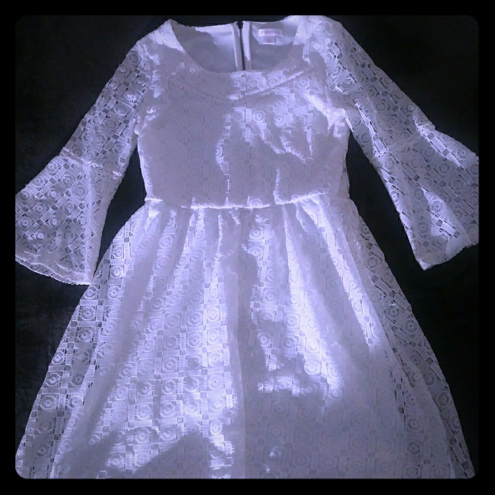 Girl's cream dress size L